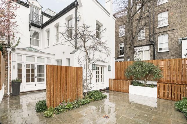 Thumbnail Detached house to rent in Cresswell Place, London