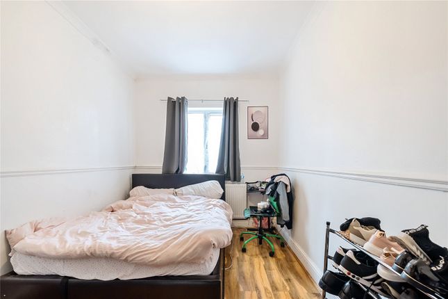 Flat for sale in Seymour Place, London