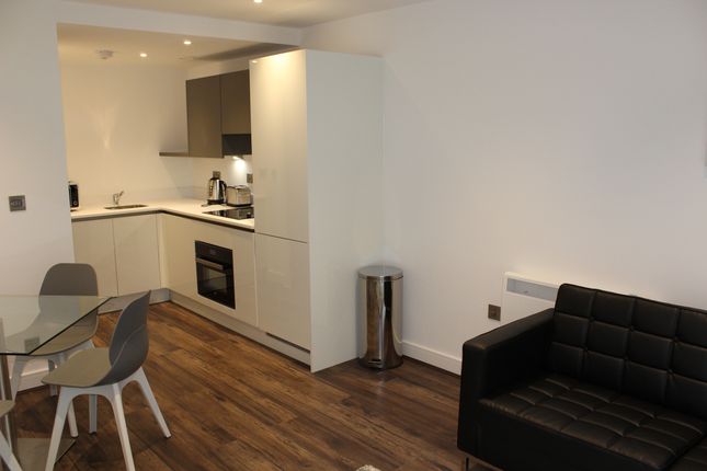 Apartment 406, Birmingham photo 3