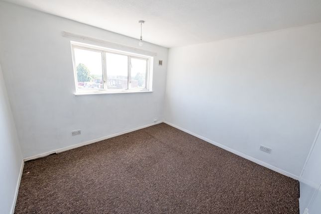13, Sandleford Road, Havant photo 5