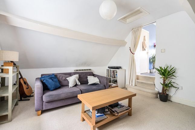 Flat 3, Leckhampton Farm House,, Leckhampton Farm Court, Cheltenham photo 4
