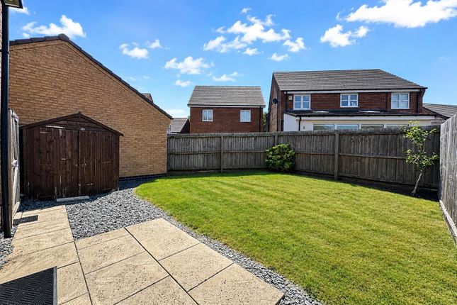 6, Roper Close, Leicester photo 2