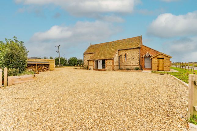 Thumbnail Barn conversion for sale in Mundesley Road, Knapton