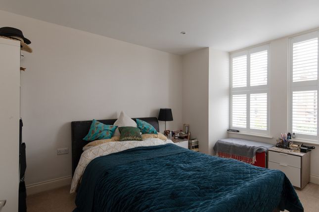 Terraced house for sale in Bellwood Road, Nunhead