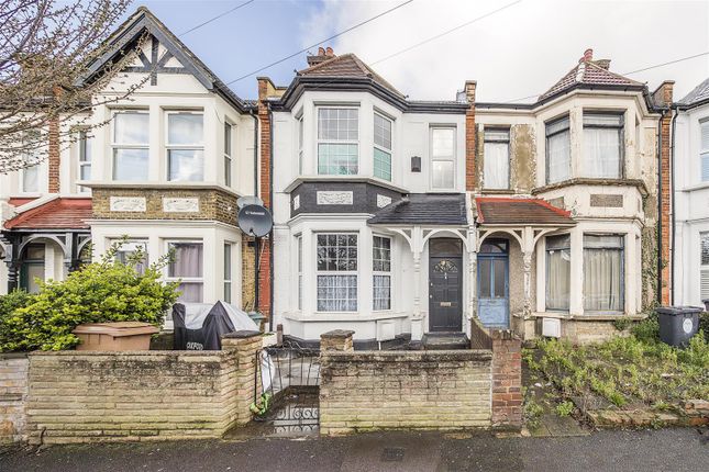 Thumbnail Property for sale in Abbotts Park Road, London