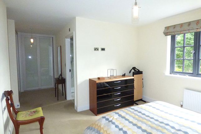 8, Howells Reach, Swansea photo 2