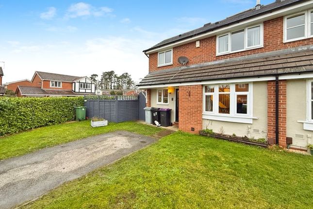 1, Briarwood Close, Grantham photo 2