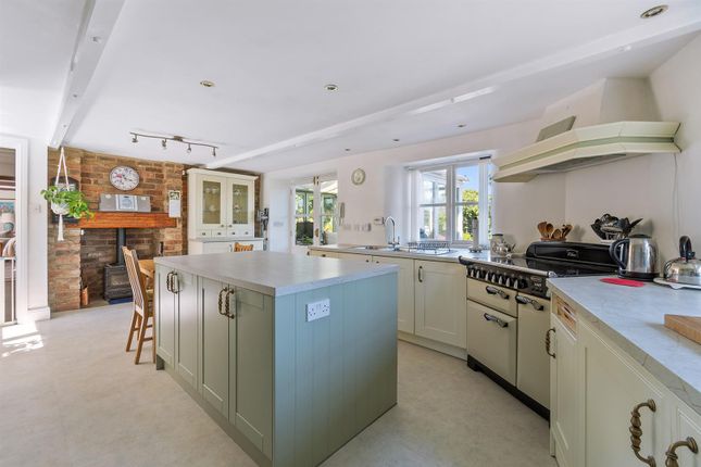 Loughwood House, Dalwood, Axminster photo 2