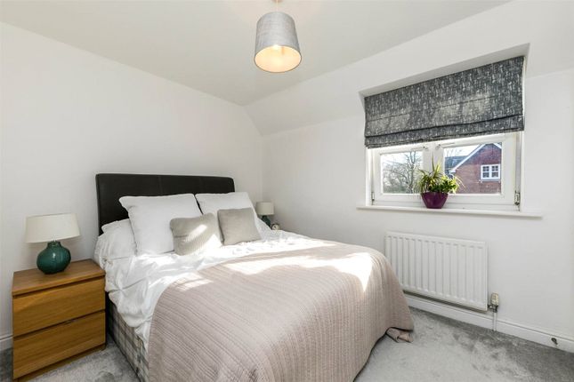 Flat for sale in Campbell Fields, Aldershot, Hampshire