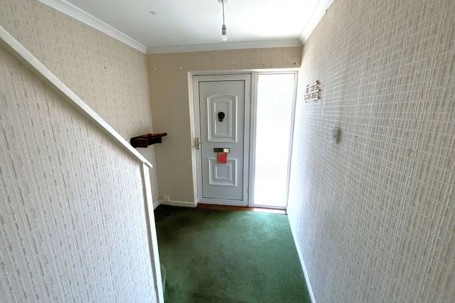 105, Knowle Hill Road, Dudley photo 4