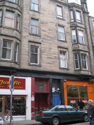 Flat to rent in Lochrin Place, Edinburgh