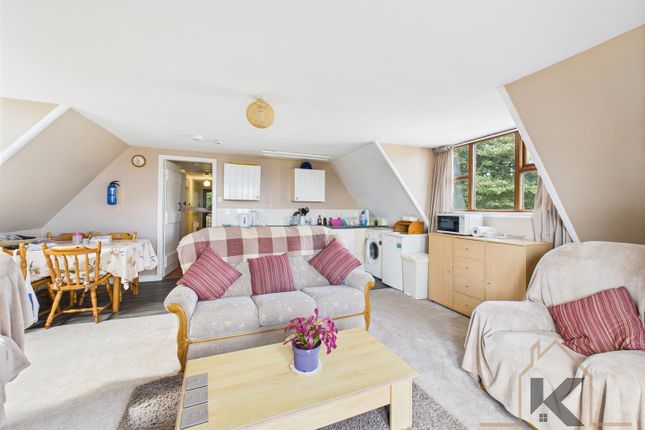 Flat 1 & 2, Flat 1 & 2 Seaview, Berstane Road, Kirkwall photo 3