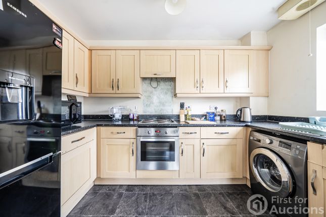 42, Wilton Court, Staffordshire photo 2