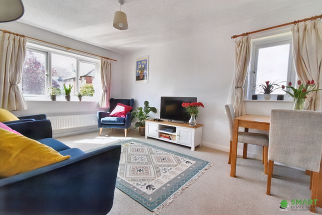 Flat for sale in Roseland Drive, Exeter