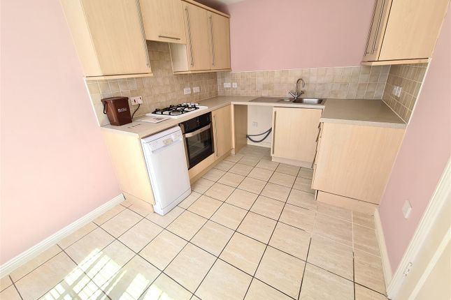 1, Cerne Avenue, Gillingham photo 4