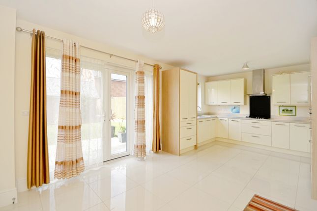 5, Cilfach Crwys, Bangor photo 3