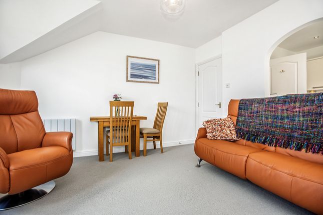 Flat 10, Inglewood Court, The Promenade, Arnside photo 5