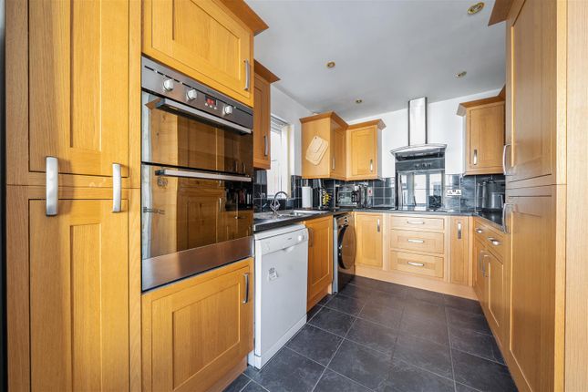 105, Leesland Road, Gosport photo 4