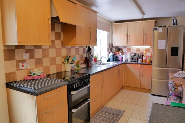 37, Dowding Drive, Calne photo 4