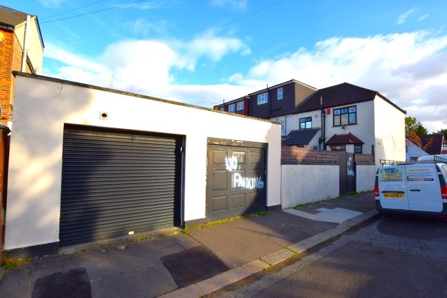 57, Breamore Road, Ilford photo 2