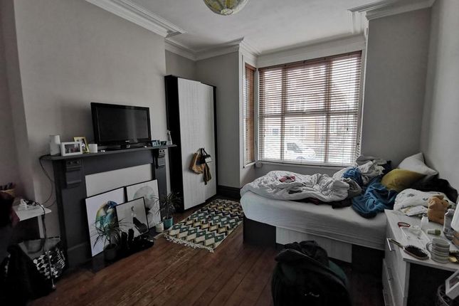 Brudenell Road, Leeds photo 4