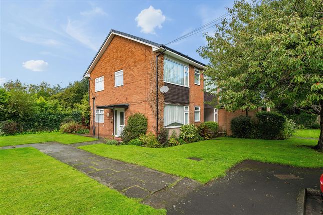 2-bed flat on Cross Green Close, Liverpool, £180,000