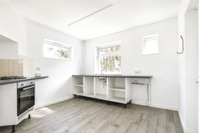 113, Peabody Road, Hampshire photo 4