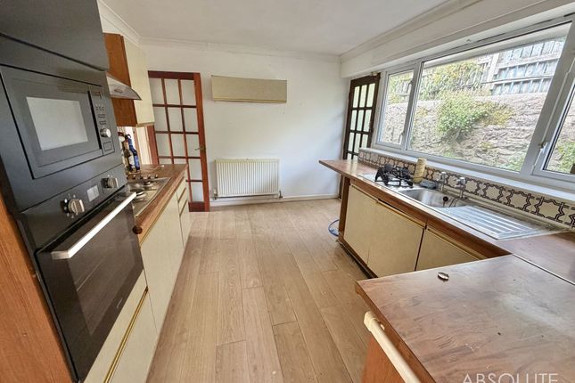 Sunlea Sunbury Hill, Torquay photo 4