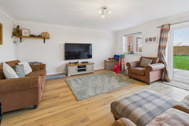 1 Sayersfield Cottages, Basin Road, Outwell photo 3