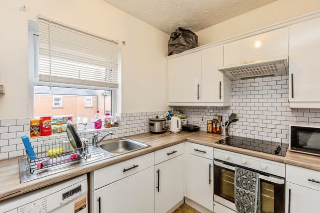 59, Rowan Place, Weston-super-Mare photo 4