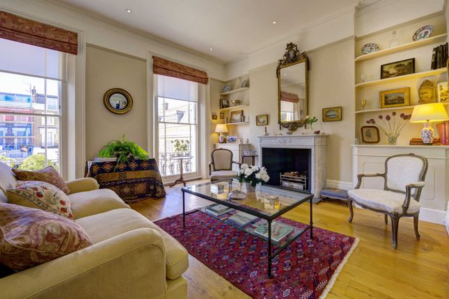 Flat for sale in Markham Square, London