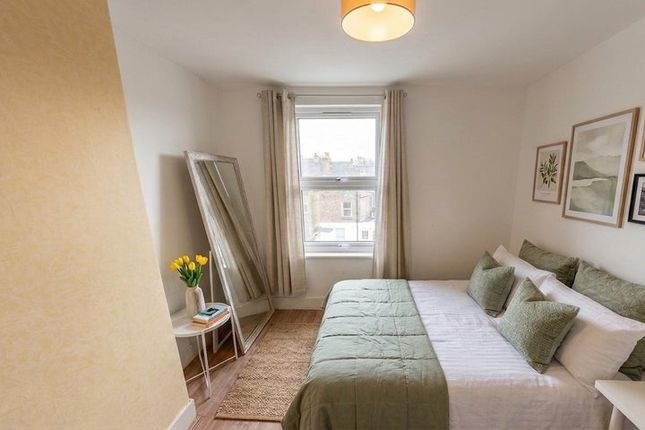 24, Claremont Road, London photo 5