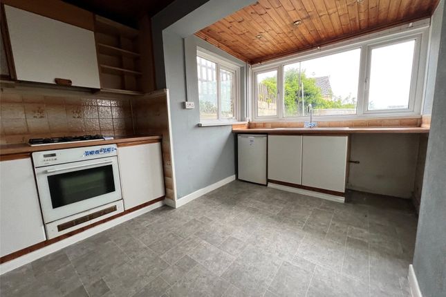 19, Neyland Heights, Milford Haven photo 3