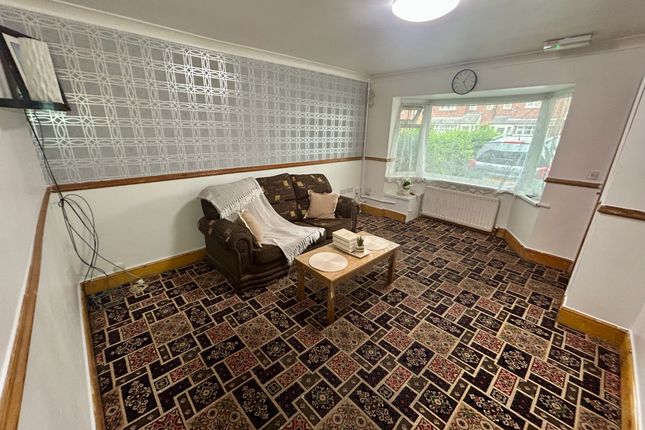 37, Leominster Road, Birmingham photo 4