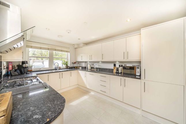 3, Shears Lane, London photo 4