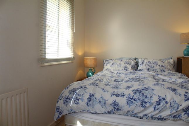 36, Murden Way, Nottingham photo 5