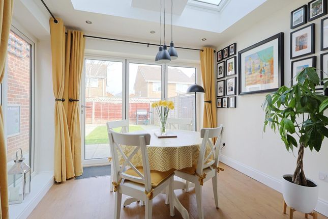 144, Lytchett Drive, Broadstone photo 4