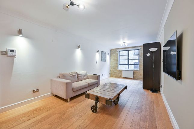 Curlew Street, Shad Thames photo 2