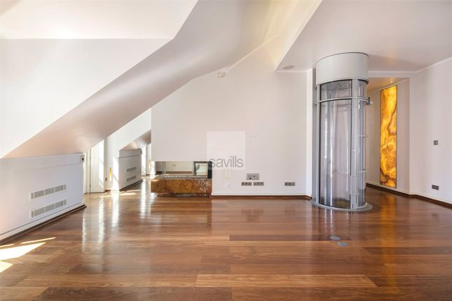 Apartment for sale in Penthouse With Terrace, Chiado, Lisboa