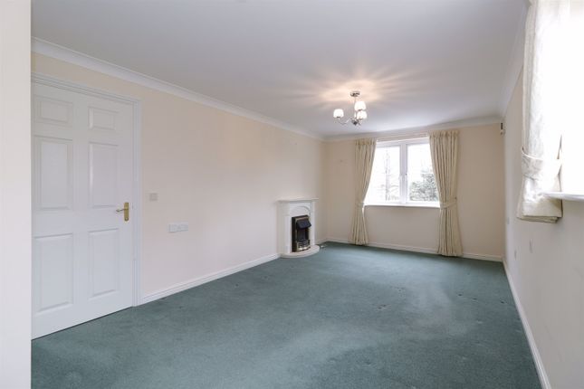 16, Chancellor Court, Broomfield Road, Chelmsford photo 3