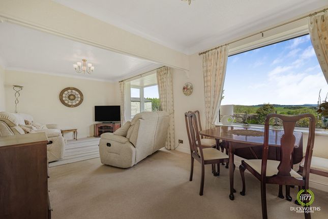 11 All Saints Close, Accrington photo 4