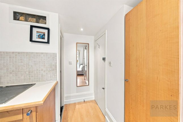 Flat 4, 124, Belgrave Road, London photo 5
