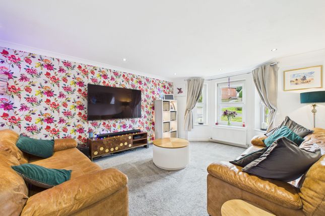 53 Sandhead Terrace, Glasgow photo 2