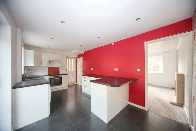 23 Moor Avenue, Wigan photo 2
