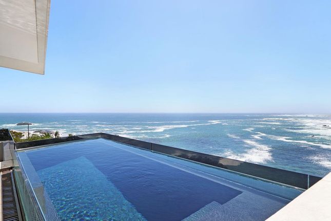 Apartment for sale in Camps Bay, Cape Town, South Africa