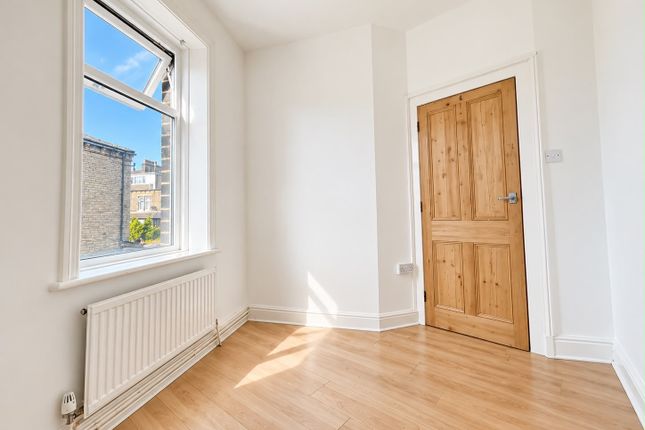 84, Bradford photo 5