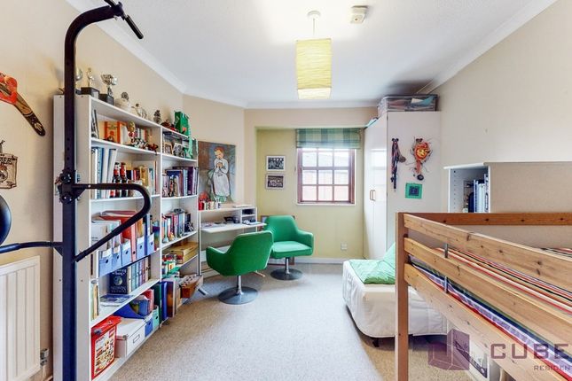 Semi-detached house for sale in Hamlet Square, London