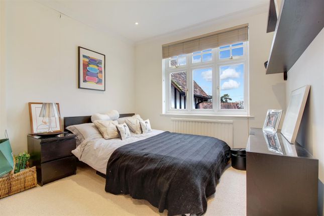 Property for sale in Little Common, Stanmore
