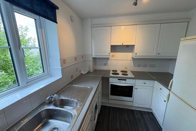 71, Aspen Grove, Hampshire photo 4