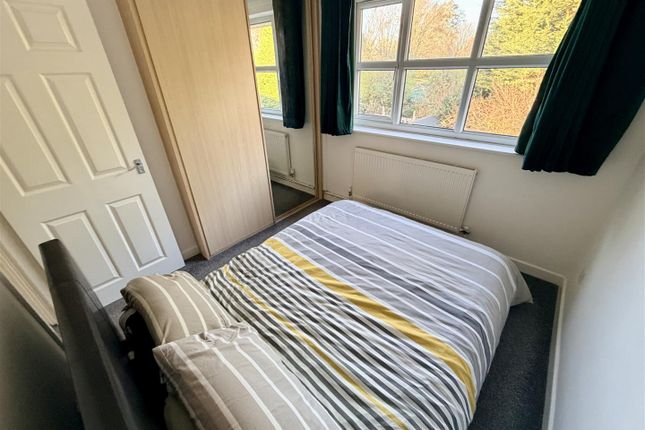 5A, Avebury Close, Crowhill photo 4